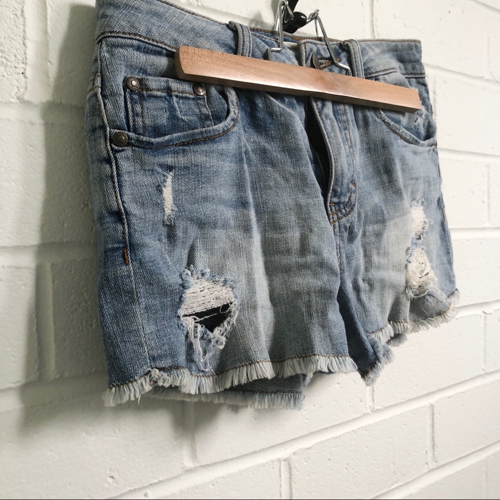 Distressed Jean Shorts! ☀️